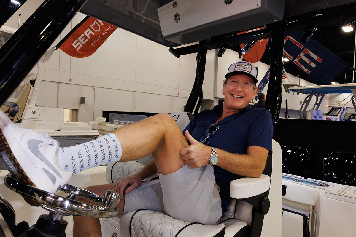 Freddy Renken on a SEa Fox Happy